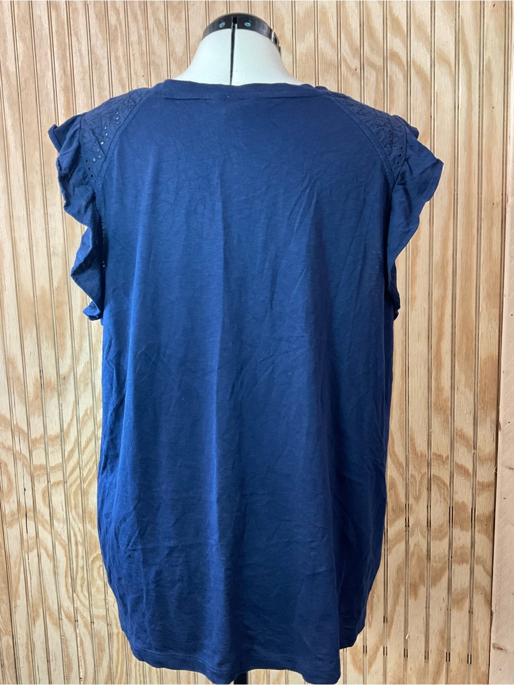crown & ivy Navy Ruffle Cap Sleeve Tank Top - Picture 4 of 5